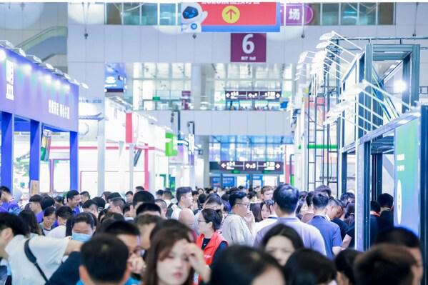 025CHINASHOP在深圳盛大开幕九游会价值重塑引领零售新未来----2(图2)