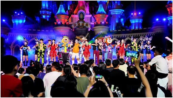 、潮玩、美食、演艺一站式体验让爱意升温j9九游会网站入口泰山区七夕攻略：温泉