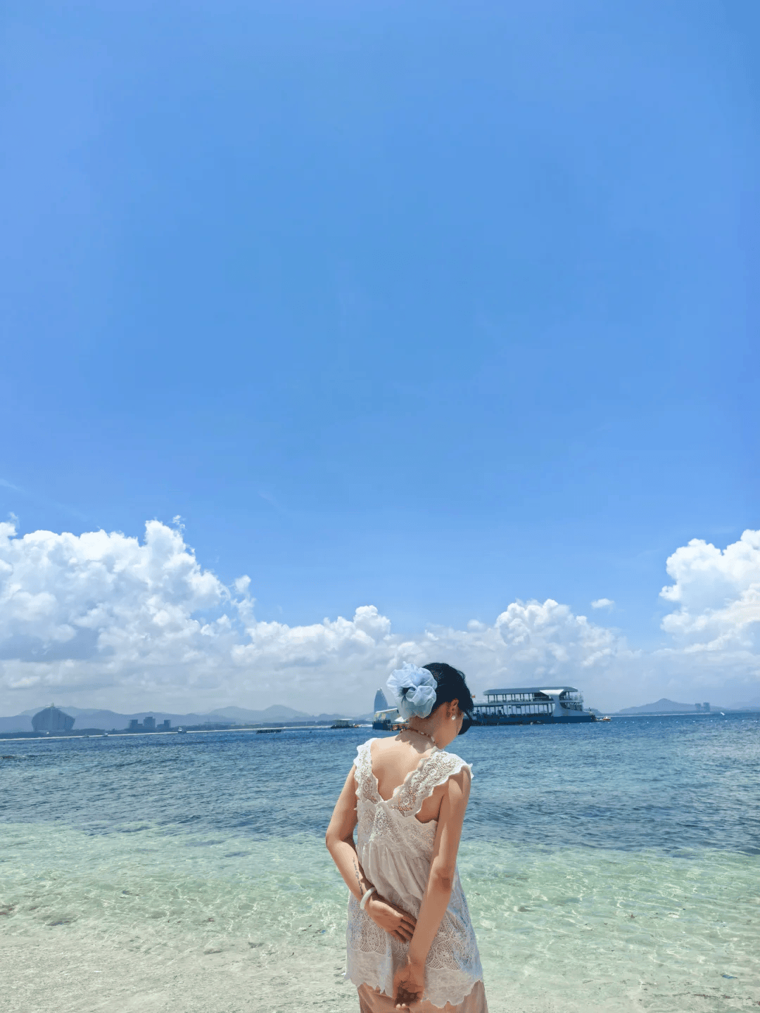 庭定制团 海景酒店+私人游艇出海全安排九游会j9登陆【三亚本地旅行社报价】家(图2)