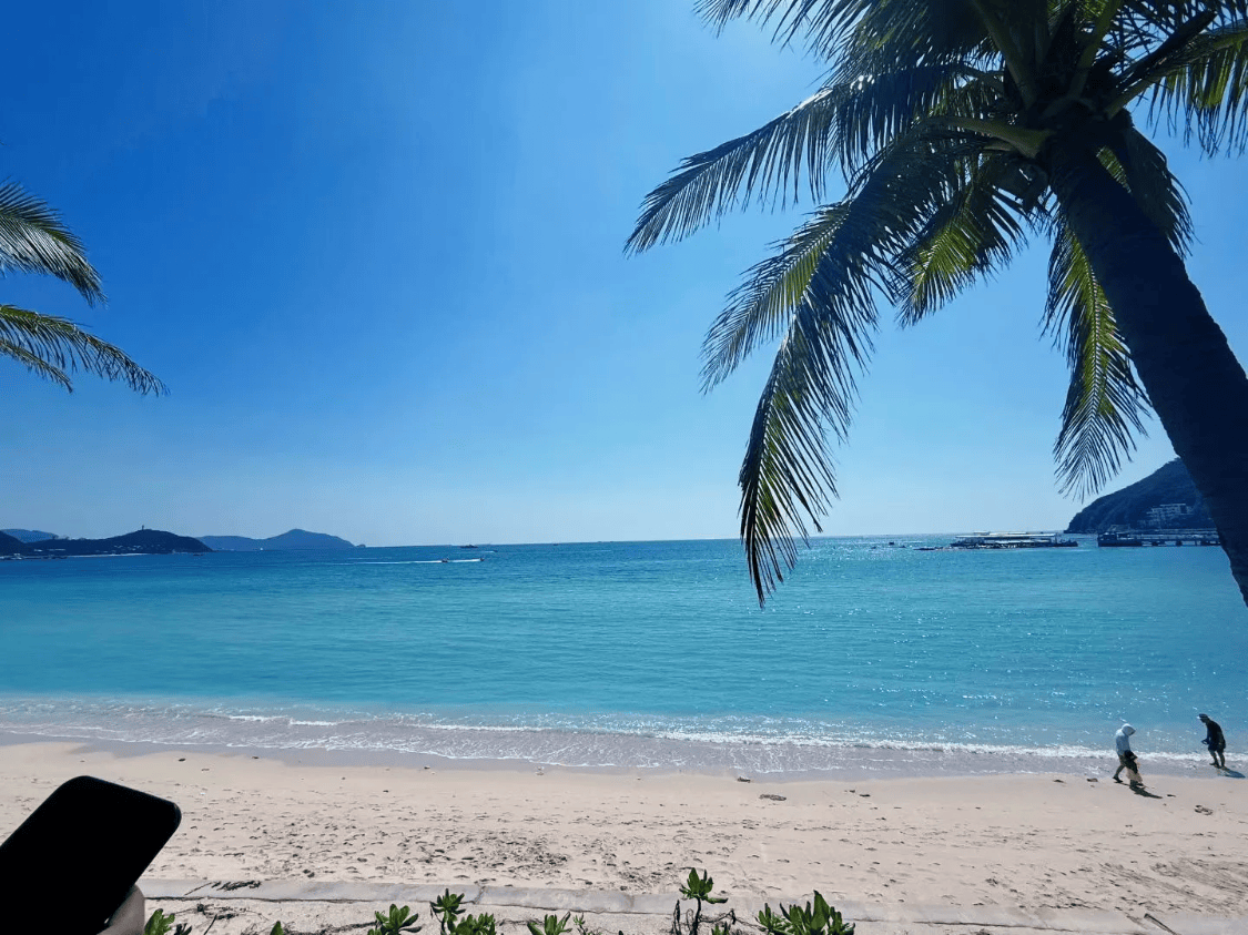 庭定制团 海景酒店+私人游艇出海全安排九游会j9登陆【三亚本地旅行社报价】家(图3)