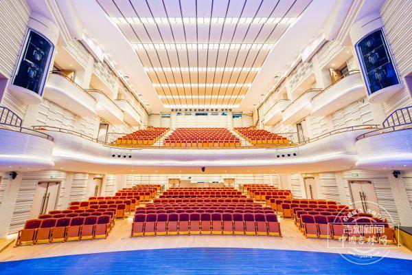 指!吉林省音乐厅以硬核匠心铸就顶级音乐殿堂j9九游会真人第一品牌文化中国行|首屈一(图2) 指!吉林省音乐厅以硬核匠心铸就顶级音乐殿堂j9九游会真人第一品牌文化中国行|首屈一(图2)